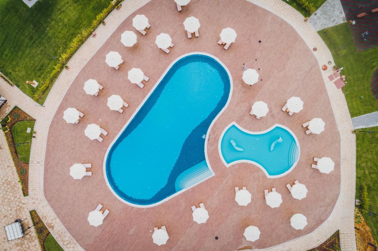 Spa Complex Belchin Spring Luaran gambar